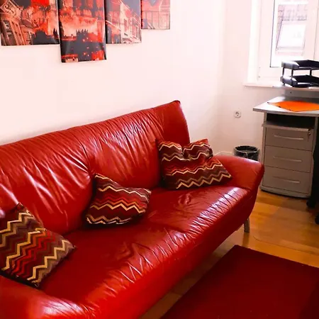 3-zimmer-apartment Mit Parkplatz In City-naehe Kiel